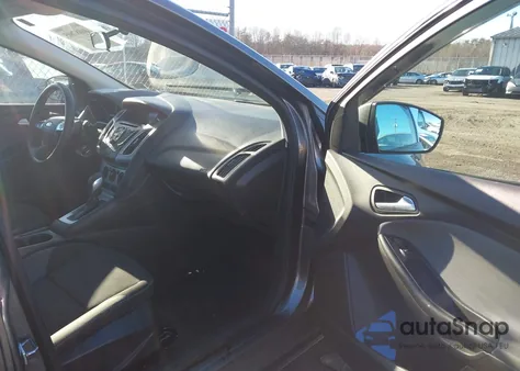 2014 Ford Focus Se z USA, uszkodzony, nr VIN 1FADP3F26EL437116